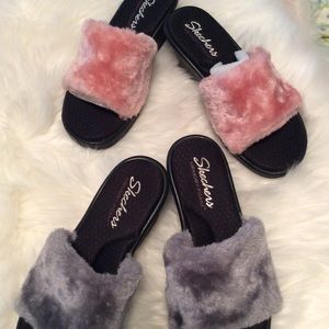 Skecher's dress sandals, size 7, pink and grey